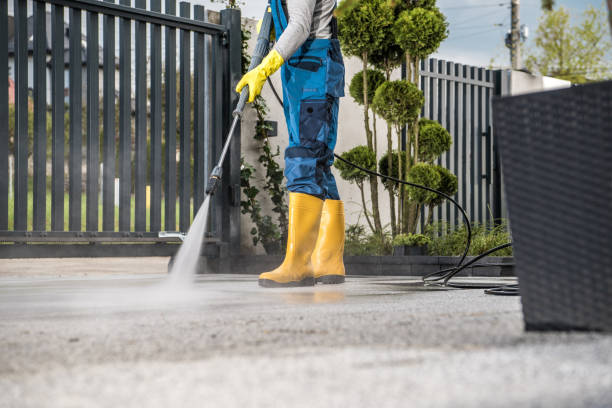 Best Factory Floor Cleaning  in University, FL